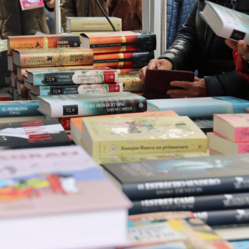 De la IA a la vigilància: els llibres tecnològics clau per Sant Jordi