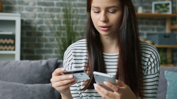 Els dominis falsos i les webs que suplanten marques conegudes creixen pel Black Friday