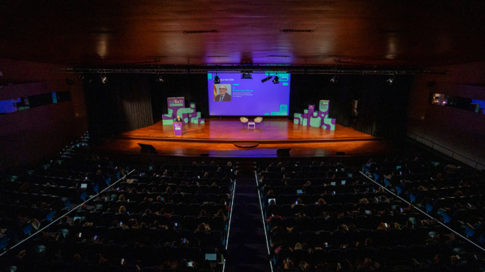 L’EdTech Congress Barcelona consolida el debat ètic sobre la IA en educació amb 3.000 professionals