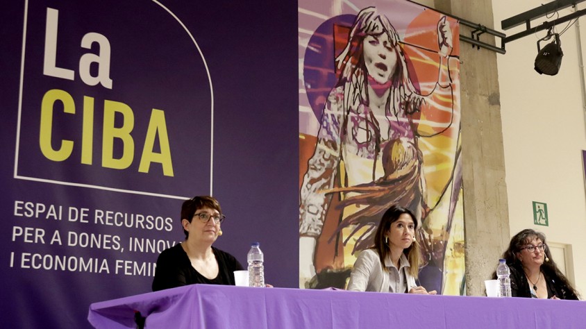 La CIBA de Santa Coloma de Gramenet ha presentat un informe sobre les diferències de gènere en l'ús d'internet