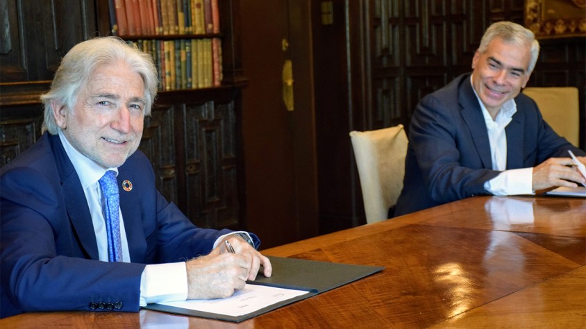 L'acord entre Foment i WOKI acostarà la 'marketplace' de consultors autònoms a les petites i mitjanes empreses de Catalunya