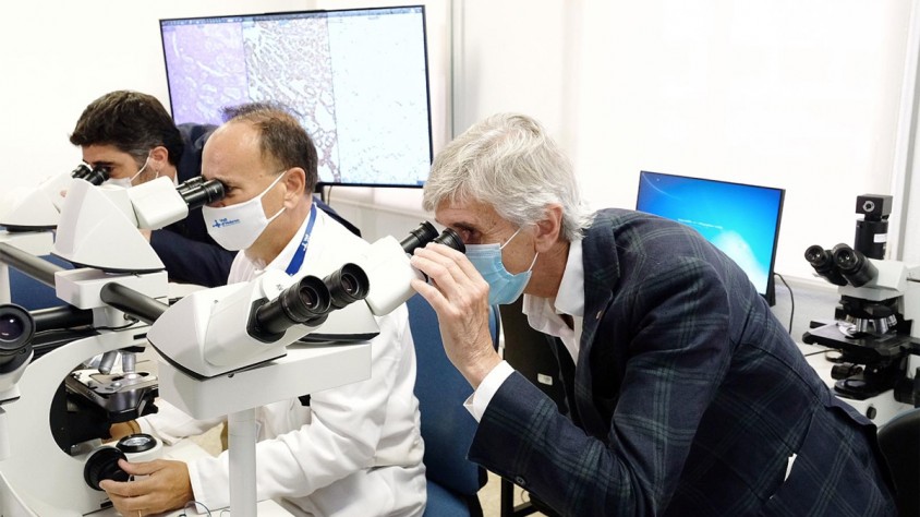 El projecte DigiPATICS permetrà accelerar i optimitzar els processos de gestió i diagnòstic de les mostres d'anatomia patològica dels hospitals catalans