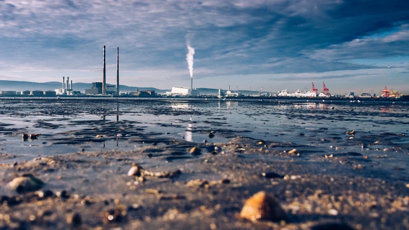 Fregata Space aplica tècniques d'intel·ligència artificial en dades massives per conèixer la contaminació de l'aigua d'arreu del món