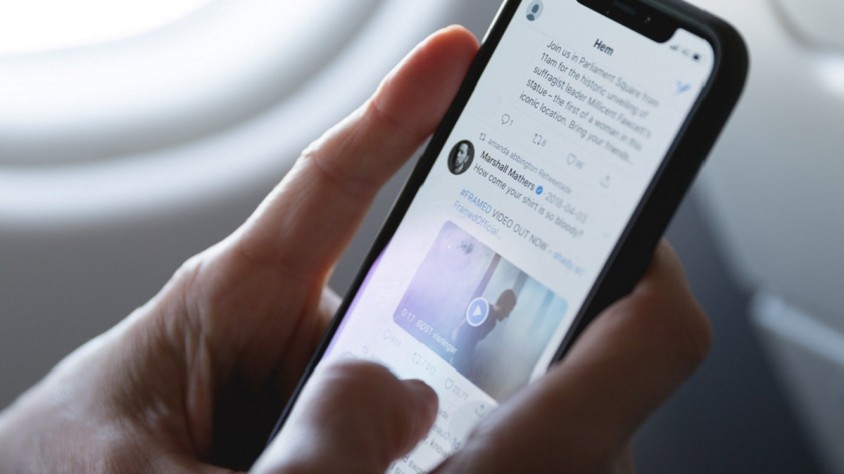 El projecte STOP usa la intel·ligència artificial per dibuixar patrons de comportament i identificar usuaris amb tendència a la depressió, el suïcidi o l'anorèxia