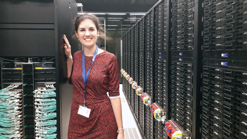 Alba Cervera-Lierta, coordinadora del projecte Quantum Spain, al MareNostrum 4 del BSC-CNS