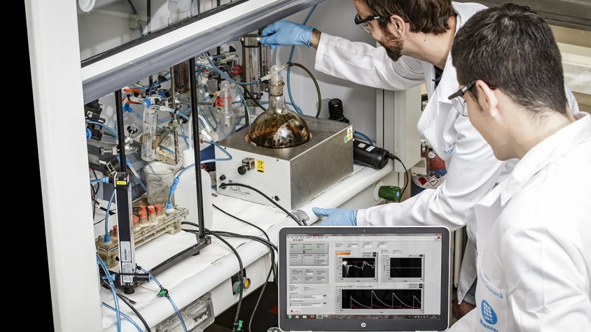 Biometallum és una tecnologia basada en l'ús de bacteris que recicla el metall dels dispositius electrònics