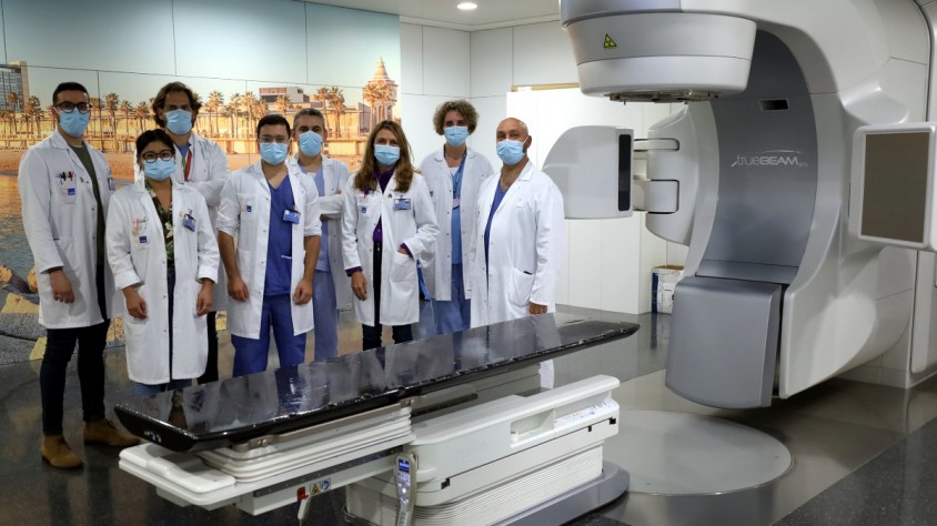 L'Hospital del Mr s'ha convertit en el primer centre clínic de l'Estat espanyol en aplicar aquestes tecnologies en l'oncologia radioteràpica