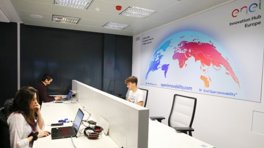 El nou centre d'innovació de Barcelona és el desè de la companyia a escala mundial i el segon a Espanya, després de Madrid