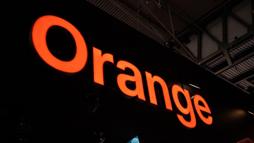 L'empresa conjunta entre Orange i MásMóvil tindrà un valor de 18.600 MEUR i arguparà més de 30 milions de clients en serveis mòbils a l'Estat espanyol