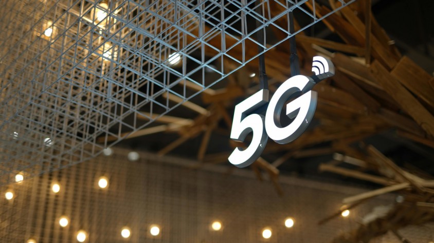 Open Gateway és una iniciativa liderada per la GSMA que agrupa operadores de telecomunicacions d'arreu del món per facilitar l'explosió del potencial del 5G a través d'API