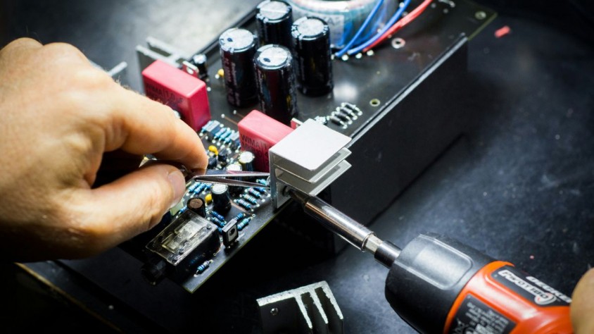 Les exportacions d'alta tecnologia creixen un 9% a la Unió Europea, però cauen un 5,8% a la resta del món