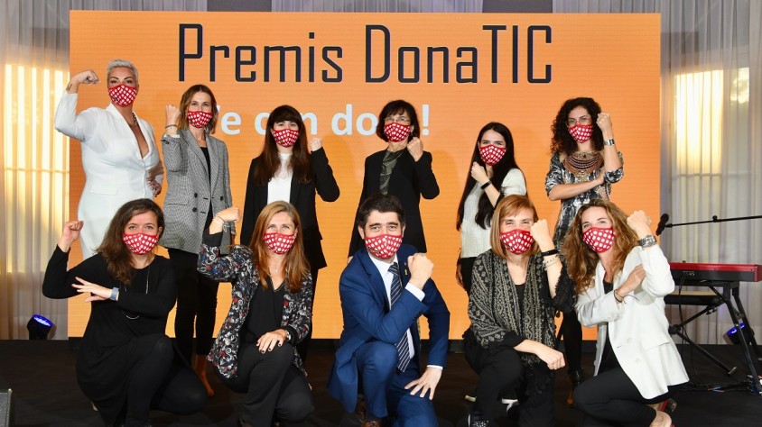 La sisena edició dels Premis DonaTIC rep 85 candidatures