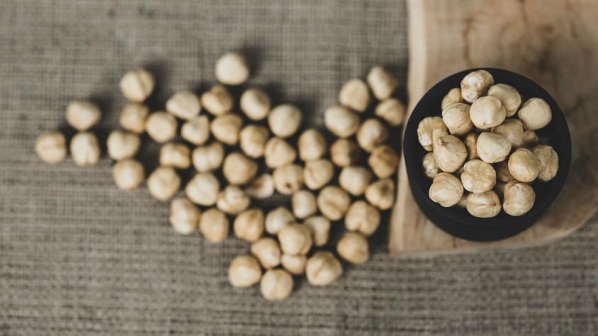 Els cigrons, la soja, els pèsols o les patates són algunes de les proteïnes d'origen vegetal amb què s'està experimentant amb tecnologies d'extrusió humida