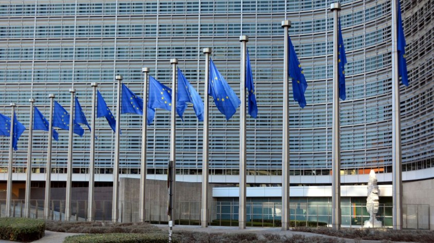 El 62% de les patents de productes que fan servir IA estan registrades a l’Àsia Oriental, seguida d’Amèrica del Nord (17%) i Europa (4%)