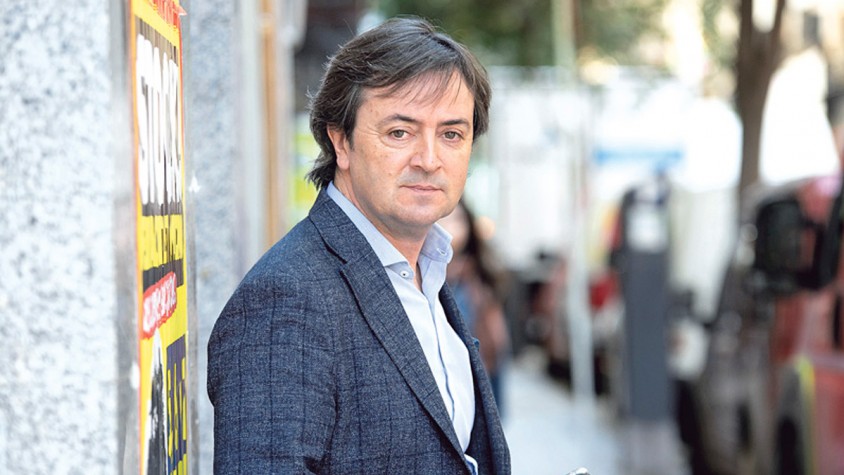 Jorge Flores demana més consciència a l'hora d'utilitzar el telèfon mòbil en el dia a dia