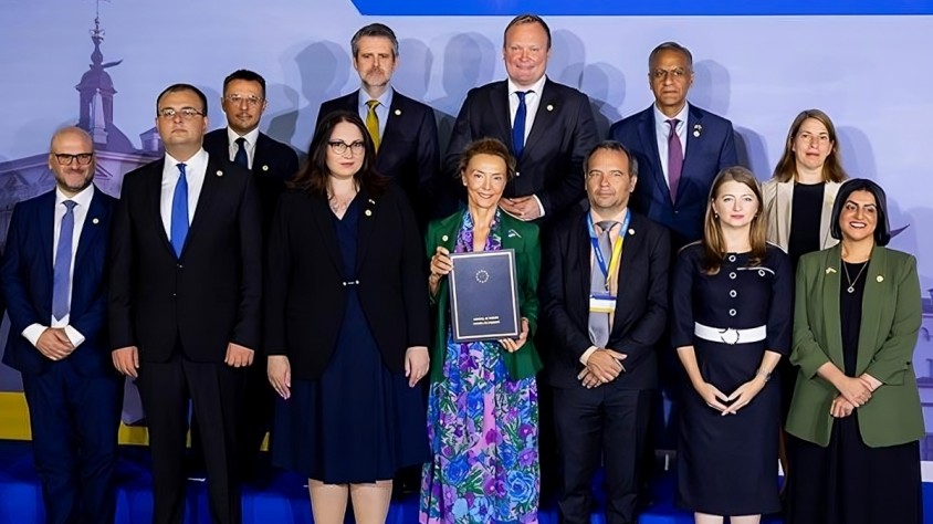 L'acord ha estat signat per la Unió Europea, els Estats Units, el Vaticà, Canadà, Mèxic, el Japó, Israel, Austràlia, Argentina, Perú, Uruguai i Costa Rica