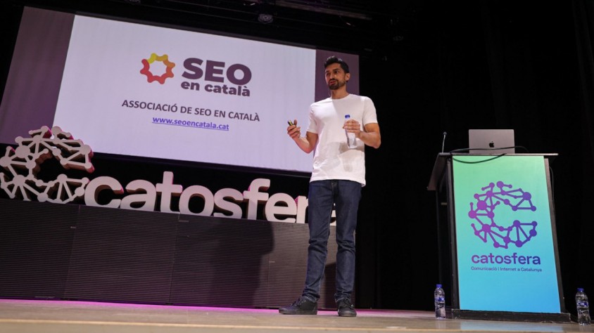 El president de l'Associació del SEO en català, David Carrasco, ha presentat la iniciativa aquest dissabte durant el SEO Day Girona a la Catosfera