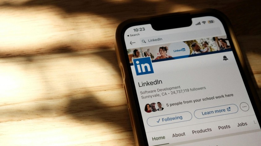 La denúncia prové d'una queixa imposada per l'associació francesa La Quadrature Du Net el 2018