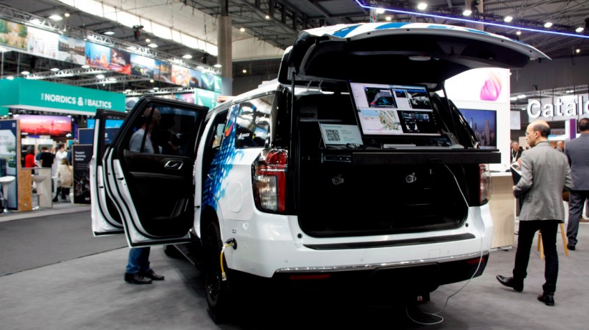 Microsoft ha presentat AiRS, un sistema de comunicació que connecta els vehicles als satèl·lits de Starlink i permet garantir més accessibilitat a zones afectades per emergències