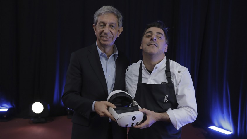 La Mobile World Capital i El Celler de Can Roca porten els comensals del restaurant a una cerimònia d'honor al cacau amb unes ulleres Meta Quest 3