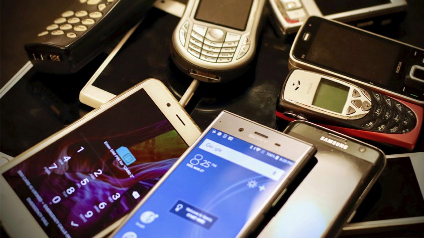 Dispositius de dècades passades com el Nokia 3110 o els primers iPhones són dos dels més buscats en botigues de segona mà tant físiques com digitals