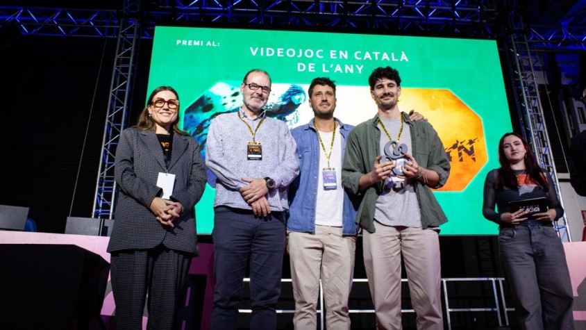 'Ereban: Shadow Legacy', de Baby Robot Games, ha guanyat els premis a millor narrativa i millor joc en català de l'any als Premis SAGA de 2024