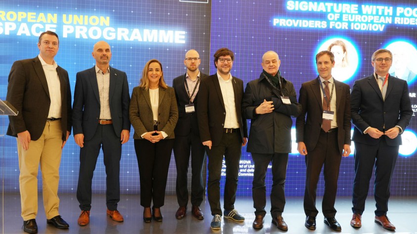 Open Cosmos és una de les sis empreses escollides per l'ESA per ser un dels proveïdors dels serveis del programa de demostració i validació en òrbita