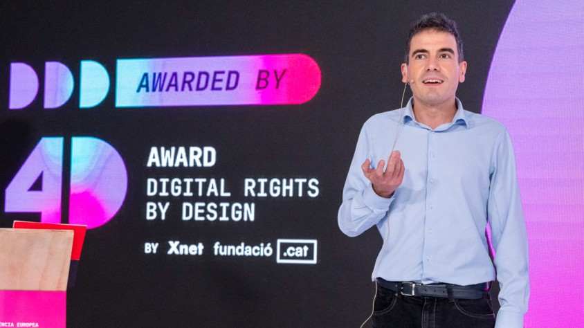 L'edició de 2024 va premiar els projectes de Jaime Gómez-Obregón (a la fotografia), Domestic Data Streamers i Cedra Trust i Gabriel Rochet