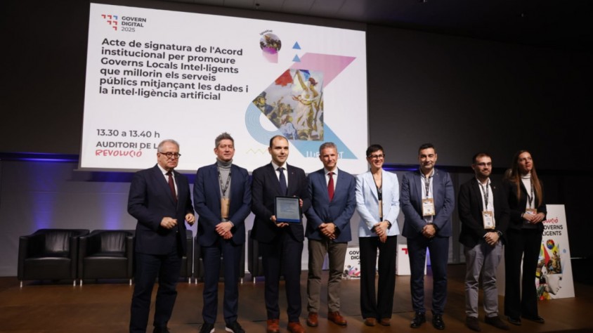 Dins de l'acord, l'AOC posarà a disposició de les administracions locals diferents solucions tecnològiques a través de l’Espai col·laboratiu de Dades i IA pel món local