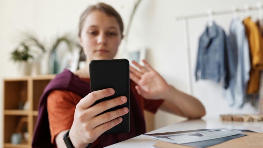 El jurat valorarà el rigor acadèmic, l'impacte social i l'originalitat de les idees i arguments del vídeo, així com les habilitats comunicatives de les participants