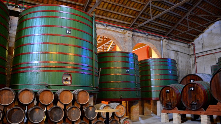 La IA permet controlar el producte en l'embotellament per identificar vi en mal estat o defectuós