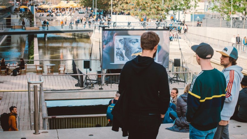 Una de les novetats d’enguany és l’OFFF ciutat, que vol acostar el festival als veïns de Barcelona amb activitats gratuïtes i obertes a tots els públics