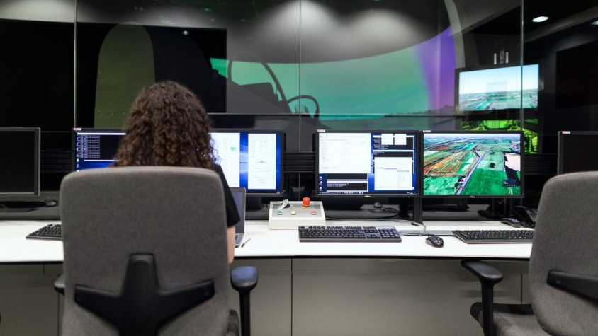 En el recull, destaquen camps com la intel·ligència artificial, la ciberseguretat, l’aeronàutica, la logística o la consultoria empresarial