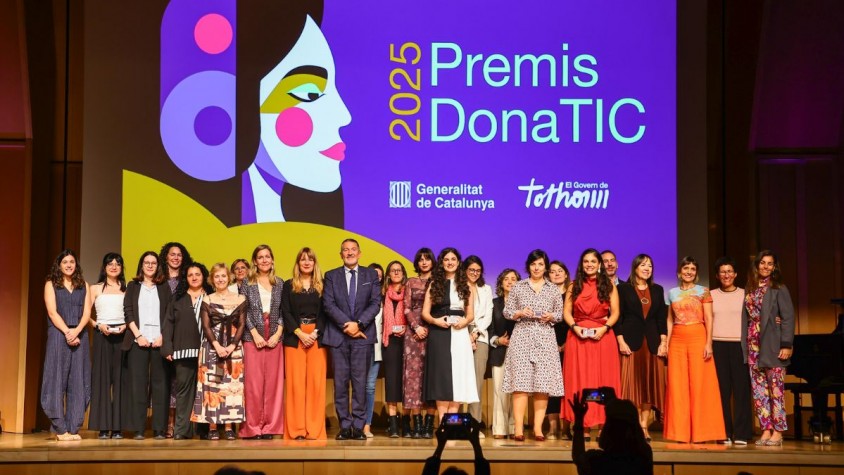 Les tres mencions especials de l’onzena edició dels Premis DonaTIC han reconegut figures en els camps de la cultura digital, la ciberseguretat i l’aeroespacial