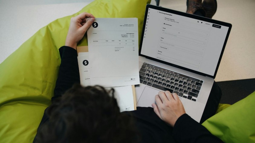 El sistema, impulsat per l’AEAT, serà obligatori per a totes les societats a partir del gener del 2026; i, pels autònoms, a partir del juliol del mateix any