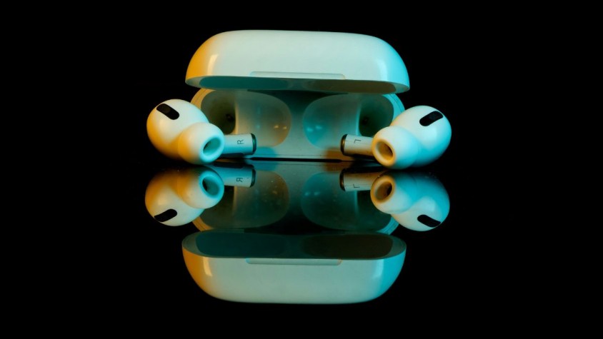 Tot i que en un principi ‘Live Translation’ no estava disponible a causa dels requeriments de la Llei de Mercats Digitals (DMA), els usuaris europeus ja la poden usar