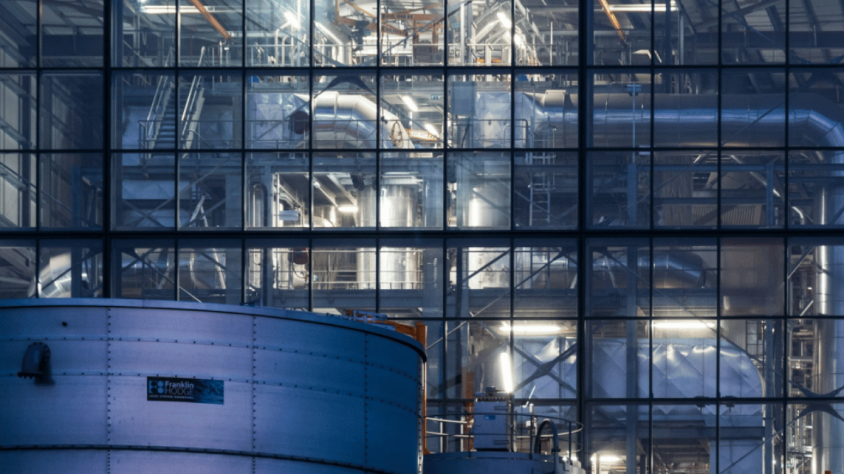 Un projecte liderat per l’IREC, amb participació de la UOC i CELSA, desenvolupa un sistema de monitoratge per evitar aturades no planificades.