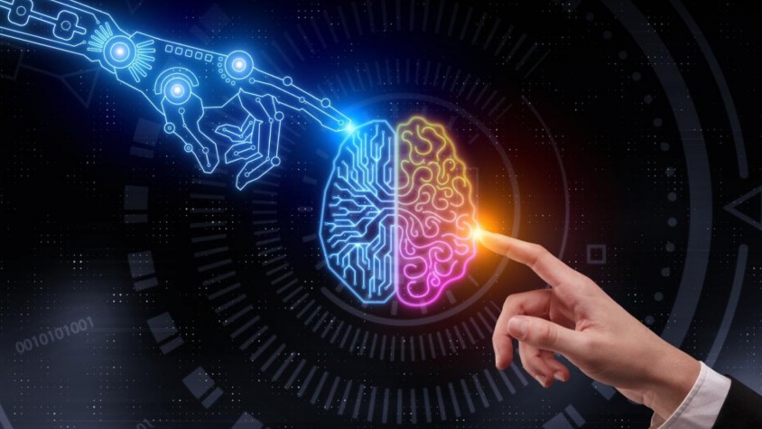 Artificia ja ha programat tres sessions amb experts de la tecnologia i les arts